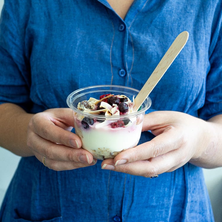 Bircher Muesli, Yoghurt & Berry Tub