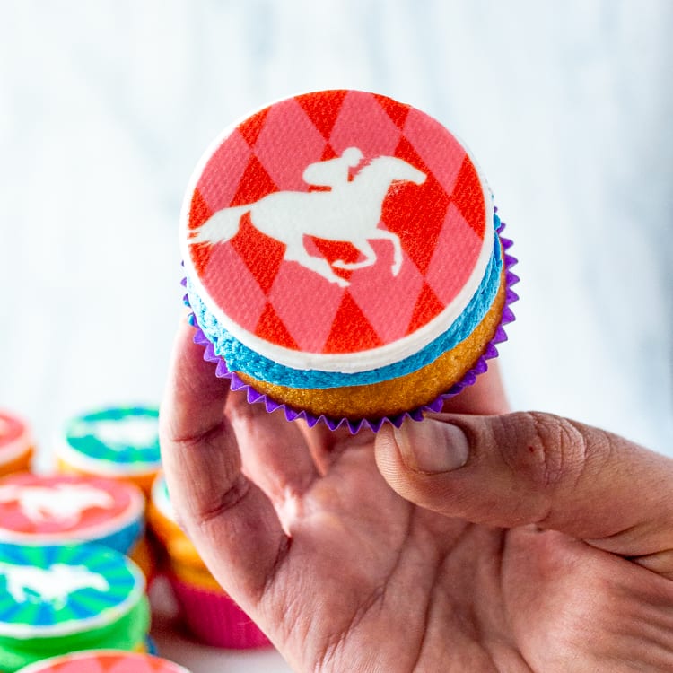 Sweet Stakes Cupcakes Box