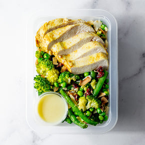 Moroccan Chicken & Ultra Green Salad Lunch Box