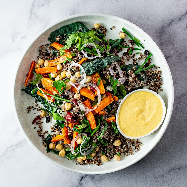 Quinoa, Chickpea & Carrot Salad Box